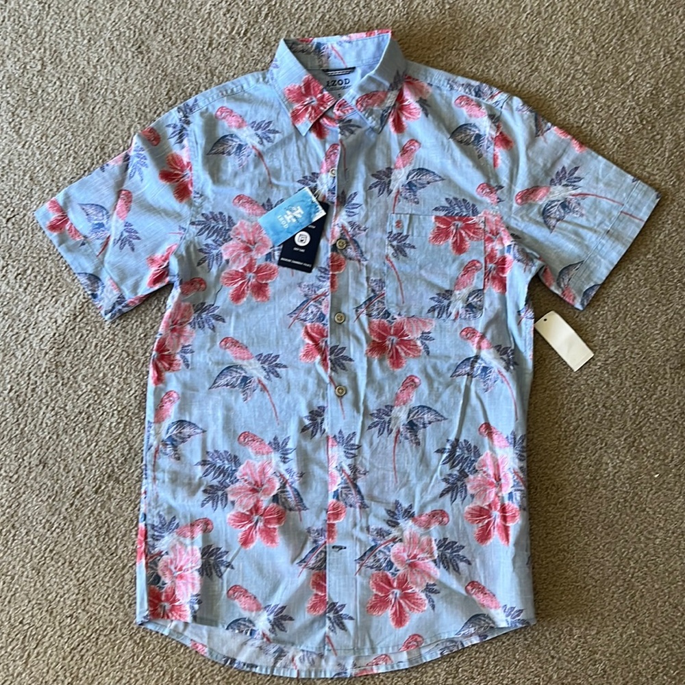 **Brand New-Never Worn ** Men’s Izod Saltwater button down shirt